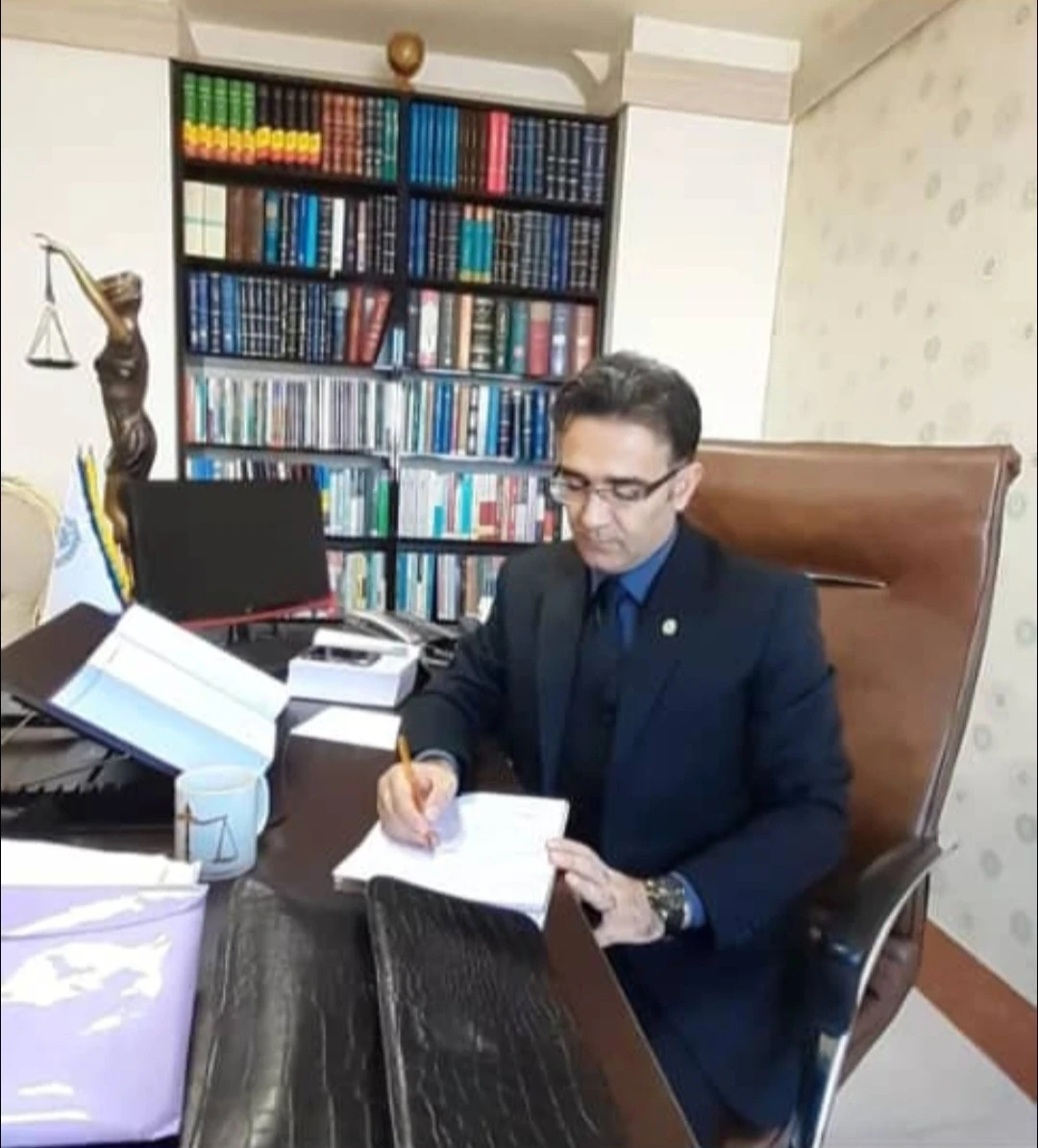 تصویر دفتر حجت کاتوزیان