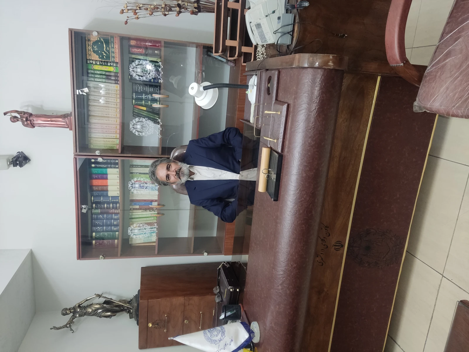 تصویر دفتر محمود غلامی
